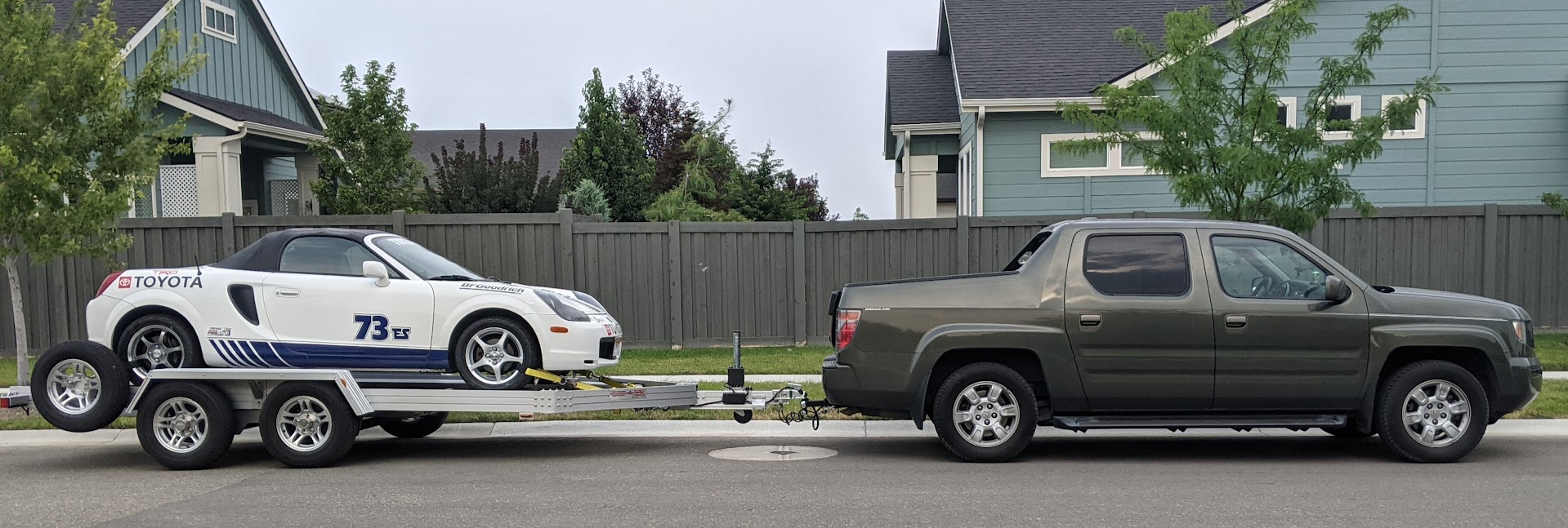 Toyota MR2 race car towed by Honda Ridgeline